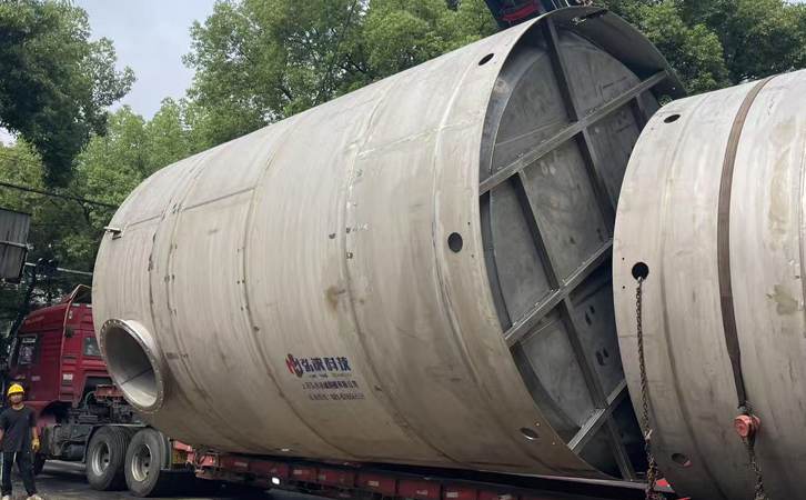 1758610684208679.jpg 617.jpg